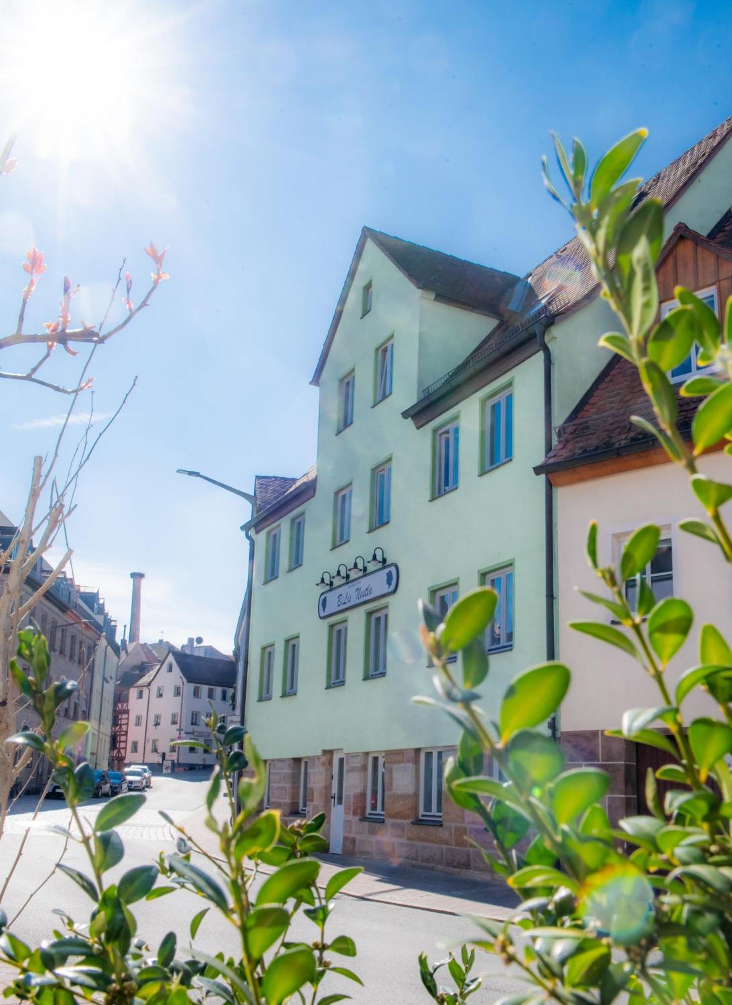 Haus99 Budget Pension & Apartments Fürth Exteriör bild